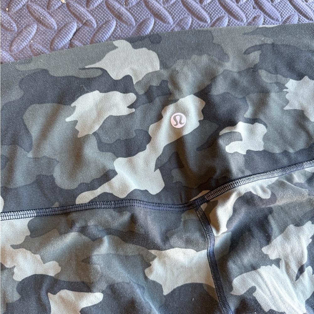 Lululemon Camo Align Leggings size 14